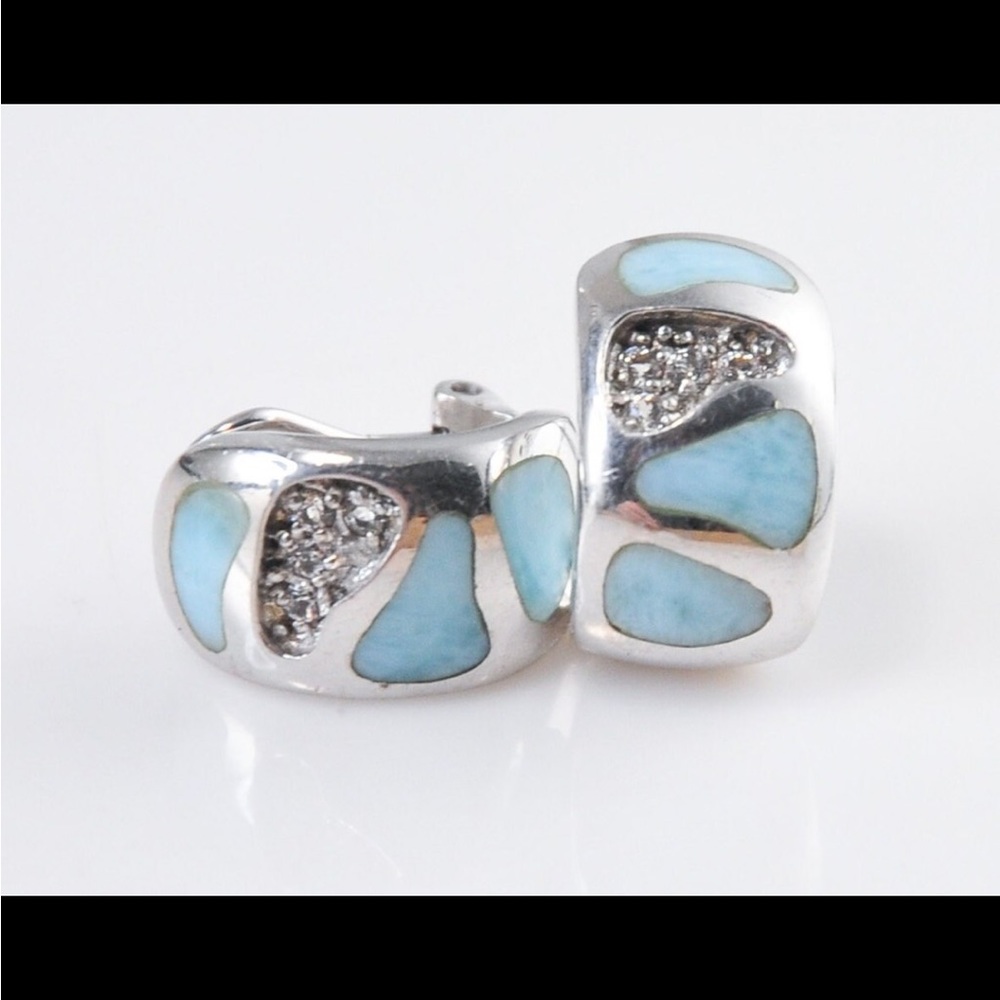 MARAHLAGO EARRINGS RETIRED